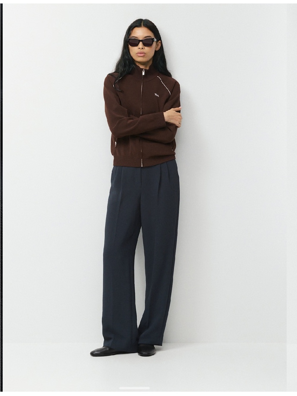 Aritzia Effortless Pant